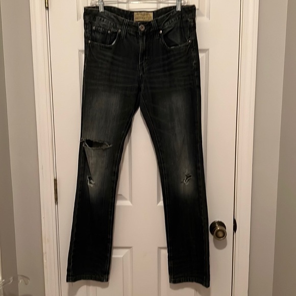 Ecko Unlimited Jeans (30x32) Straight leg distressed - Picture 1 of 5